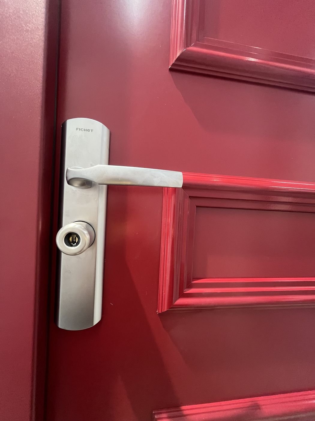 Safe opening and installation in Paris