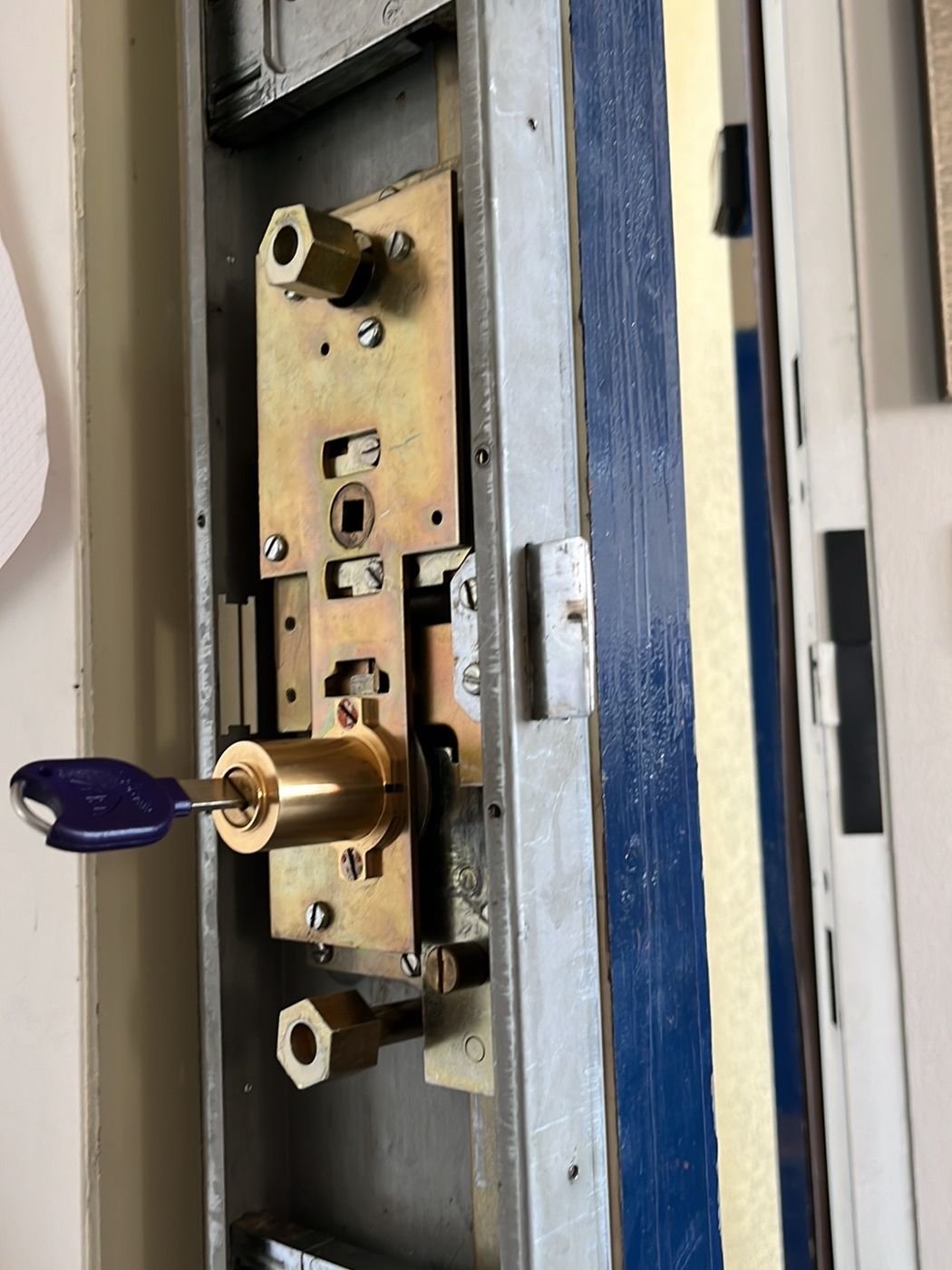 New keys handed over — Locksmith services