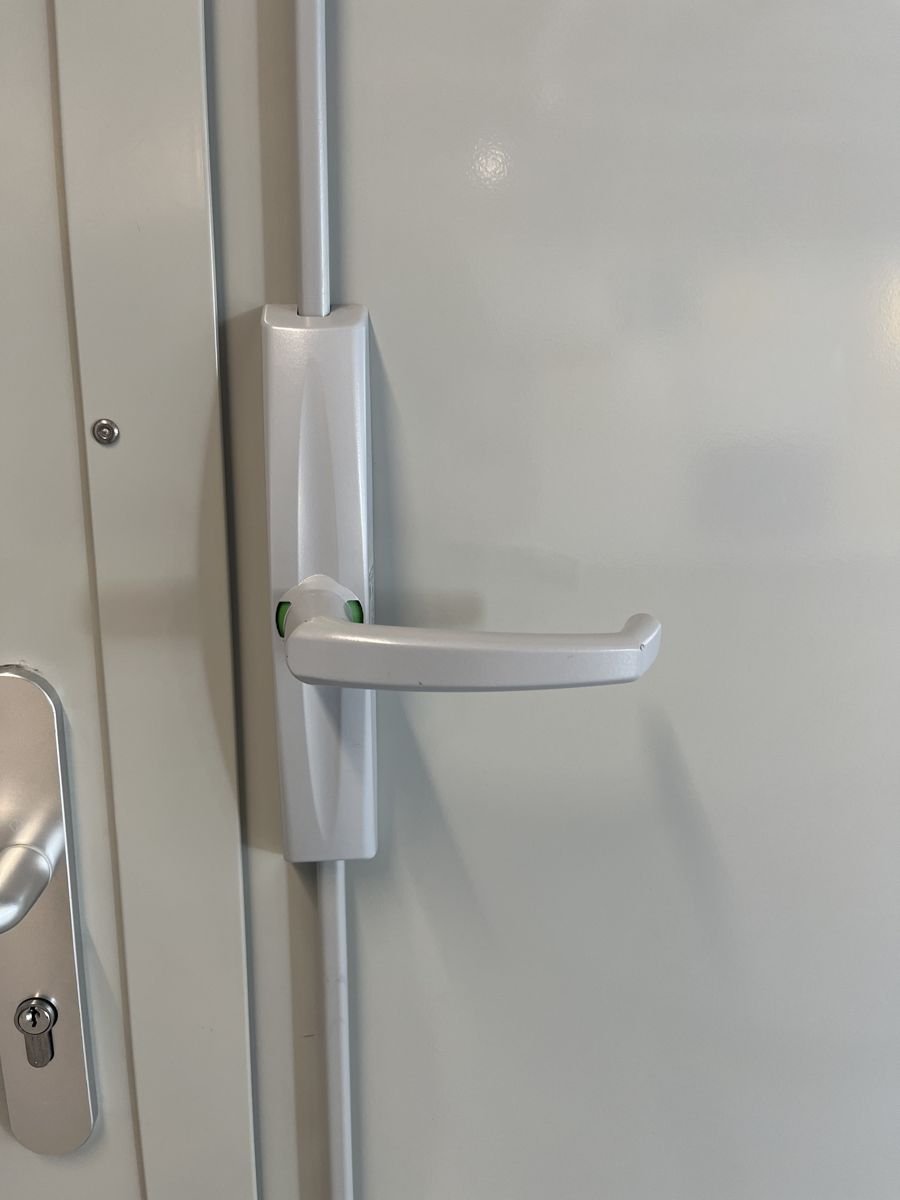 Héraclès cylinder & security plate — armoured door